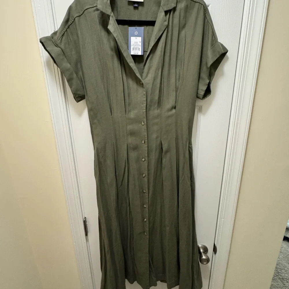 Universal Thread Olive Green Midi Dress - Picture 1 of 2